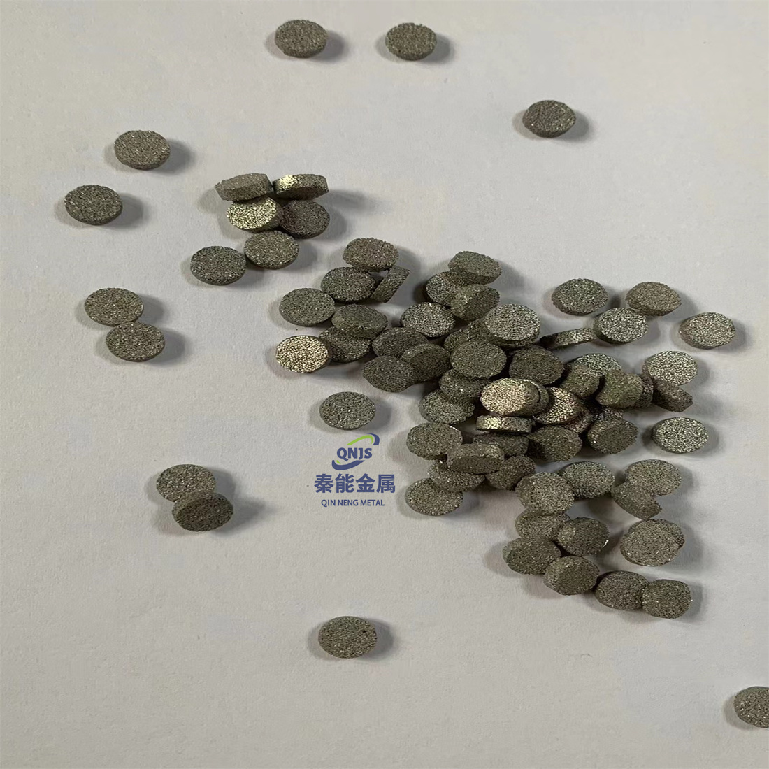 防曝片 小圓形燒結(jié)粉末冶金過濾片 鈦濾片